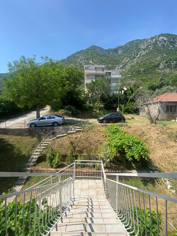 Apartments Djuricic Котор Екстериор снимка